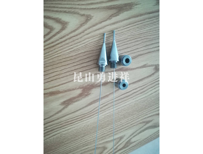 多腔芯姆悯耍口模