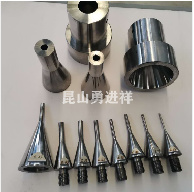 擠出機(jī)機(jī)頭模具